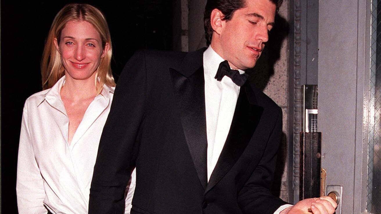 Carolyn Bessette Kennedy S Favoriete Nineties Item Is On Trend