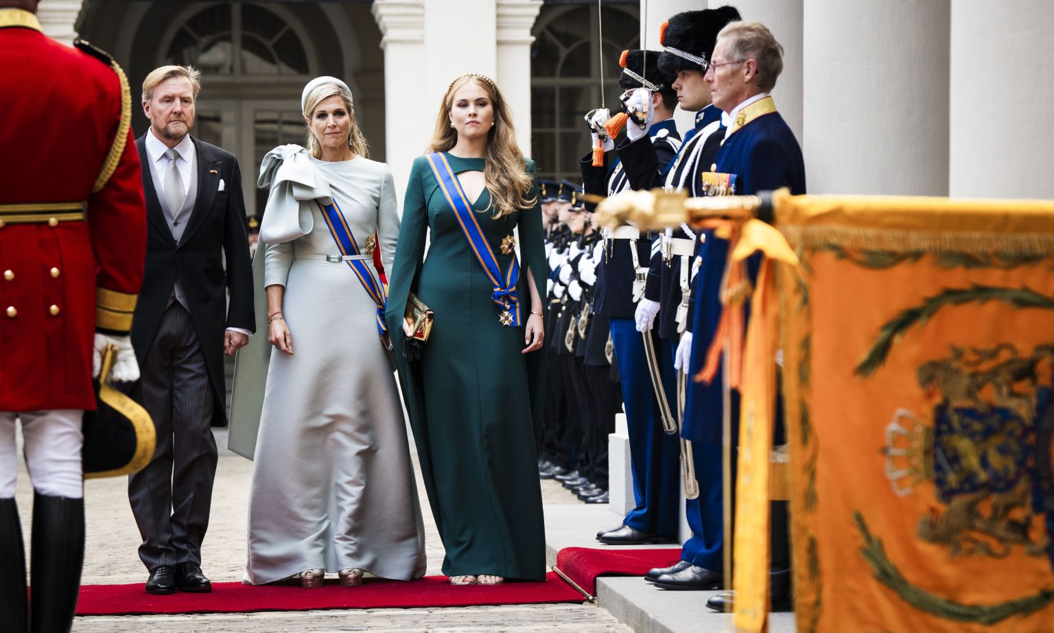 Koningin Máxima op Prinsjesdag 2024 in jurk van Claes Iversen