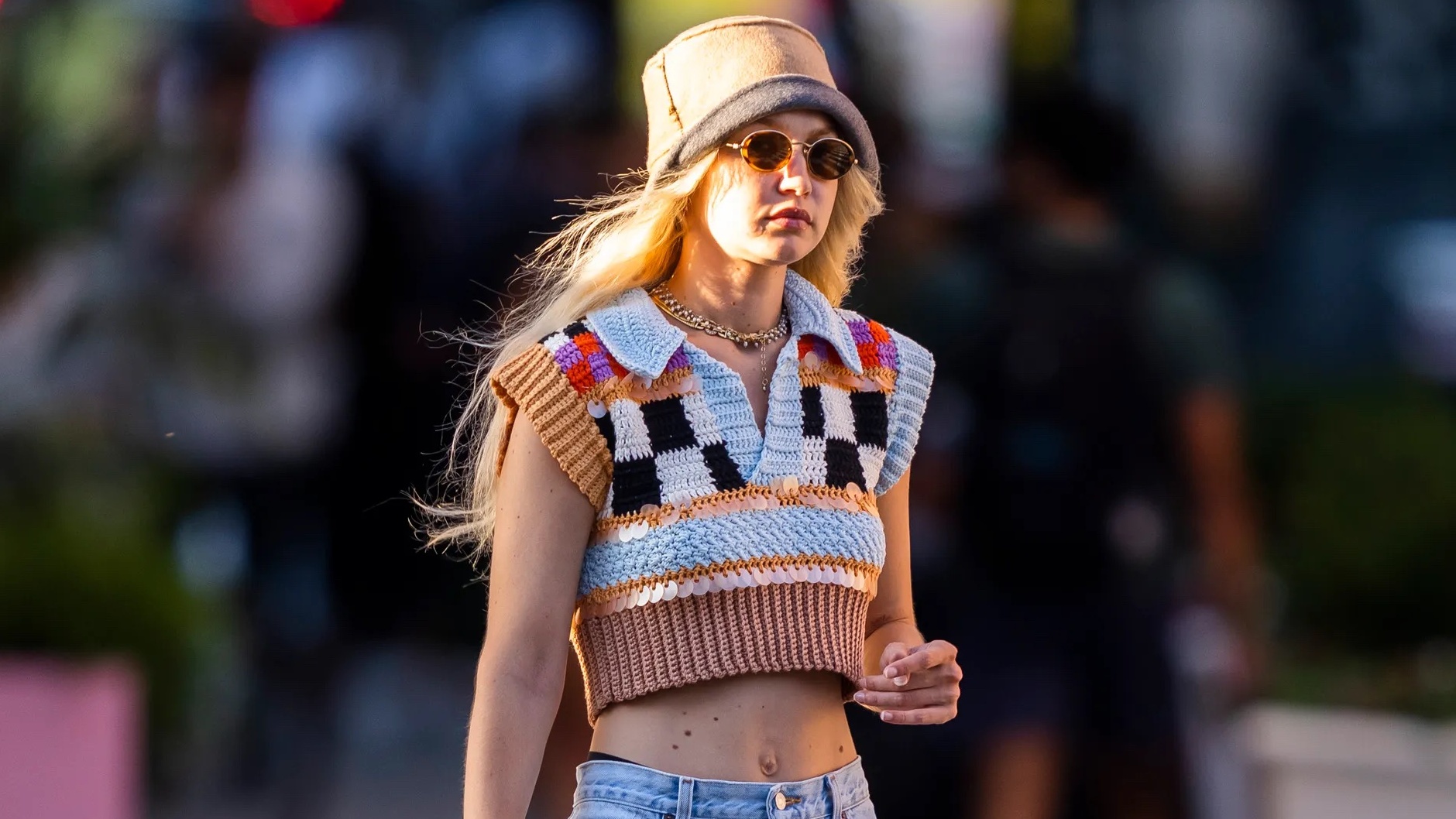 Gigi Hadid is het toonbeeld van Stonercore - Vogue NL