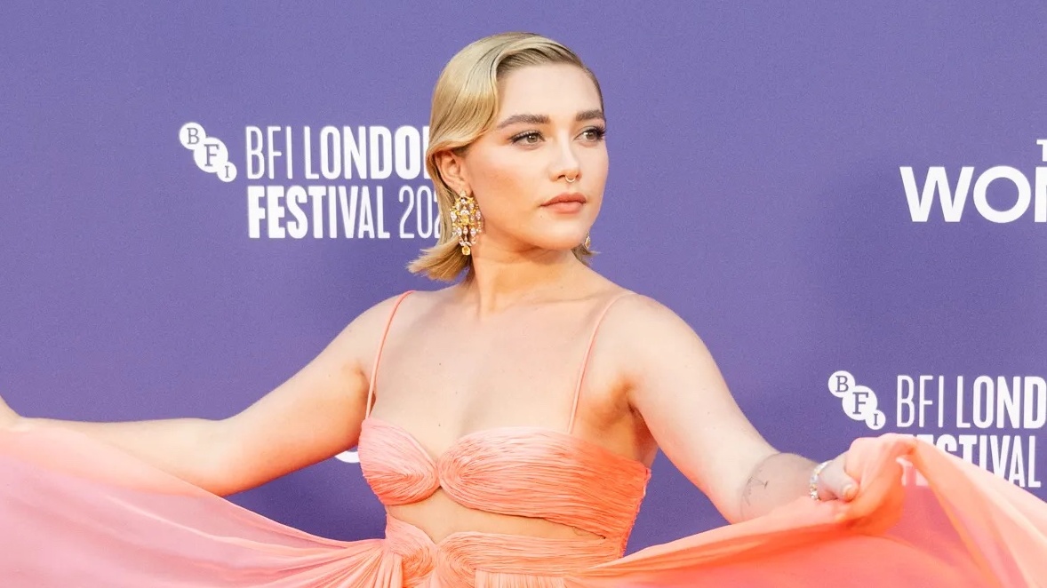 Florence Pugh In Valentino Couture Naar Première The Wonder