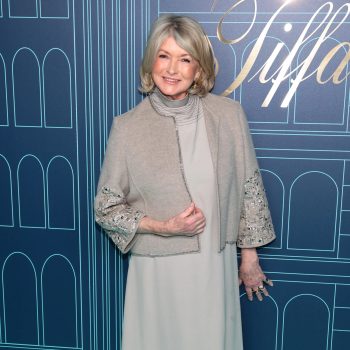 martha-stewart-81-schrijft-geschiedenis-als-oudste-covermodel-ooit-van-sports-illustrated-254221