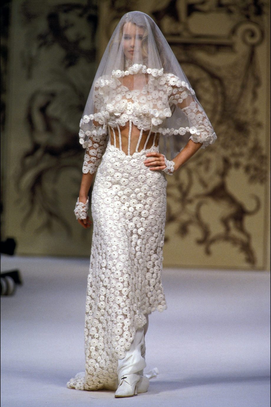 voor-de-high-fashion-bruid-de-mooiste-chanel-trouwjurken-door-de-jaren-heen-301543