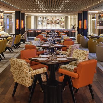 eten-bij-gucci-prada-of-louis-vuitton-10-designerrestaurants-voor-een-high-end-diner-323768