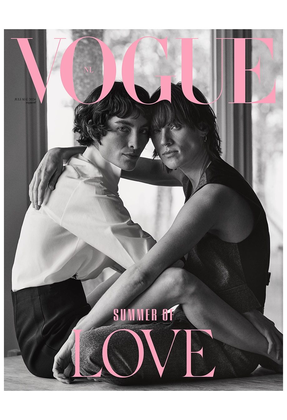 Dit is Vogue juli/augustus 2024 met exclusieve Vogue-pet cadeau