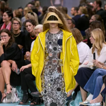 van-digitale-niches-tot-balletcore-dit-zijn-de-5-hoogtepunten-van-milan-fashion-week-lente-zomer-2025-315054