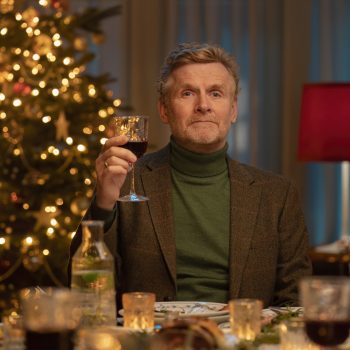 deze-11-nieuwe-kerstfilms-op-netflix-en-andere-streamingdiensten-moet-je-zien-324735