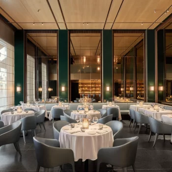 dineren-in-stijl-het-nieuwe-armani-ristorante-in-new-york-wil-je-een-keer-bezoeken-324361