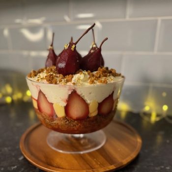 een-feestelijk-recept-voor-trifle-van-mode-ontwerper-christiaan-de-vries-die-meedeed-aan-the-great-british-bake-off-328199