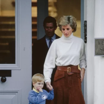 de-suede-rok-die-prinses-diana-in-de-jaren-80-droeg-is-nu-al-de-trend-van-het-jaar-330788