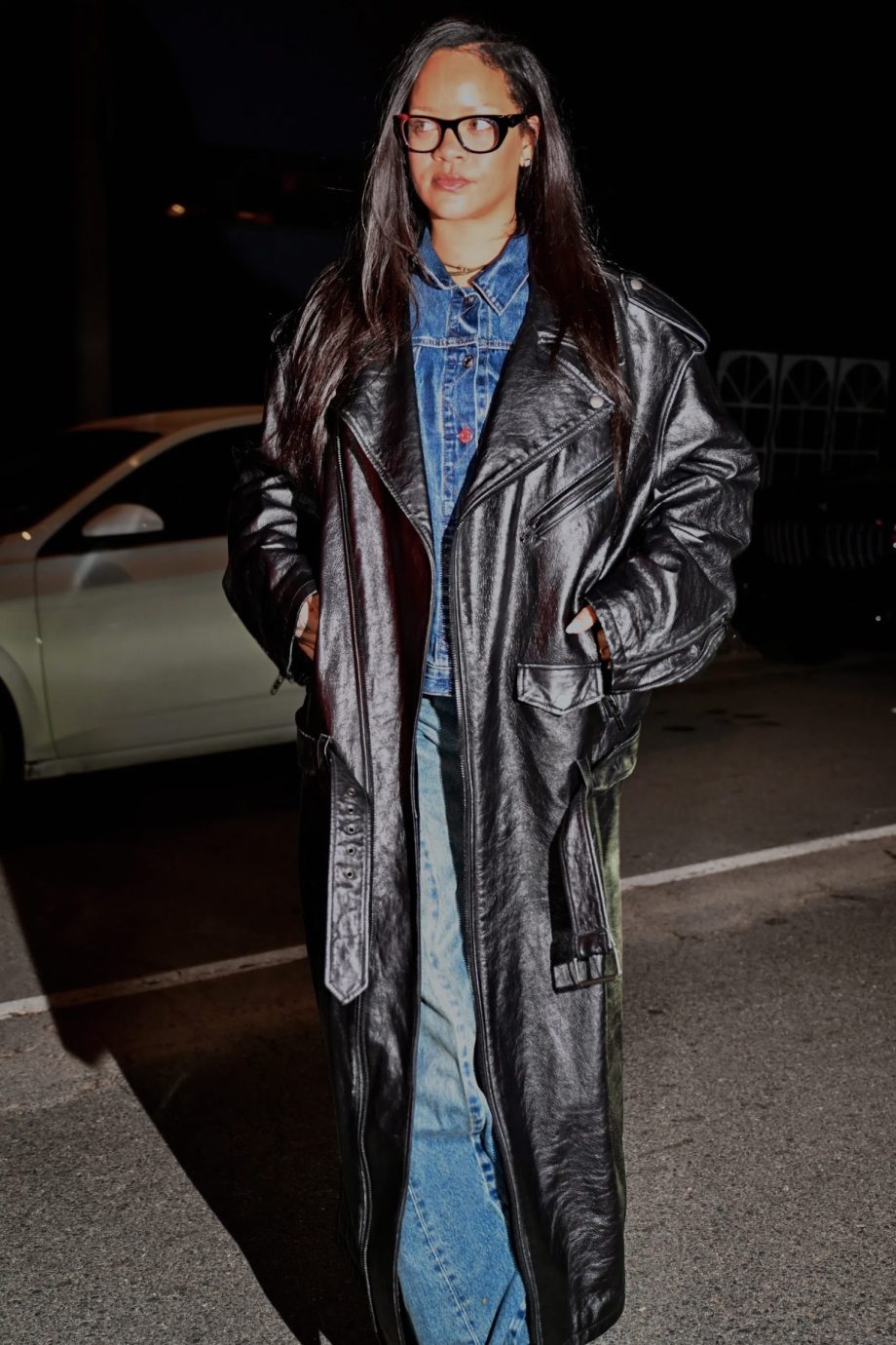 hoe-maak-je-een-canadian-tuxedo-winterproof-kijk-het-af-bij-rihanna-333187