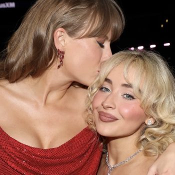 taylor-sabrina-chappell-een-exclusief-kijkje-backstage-bij-de-grammy-awards-2025-333699