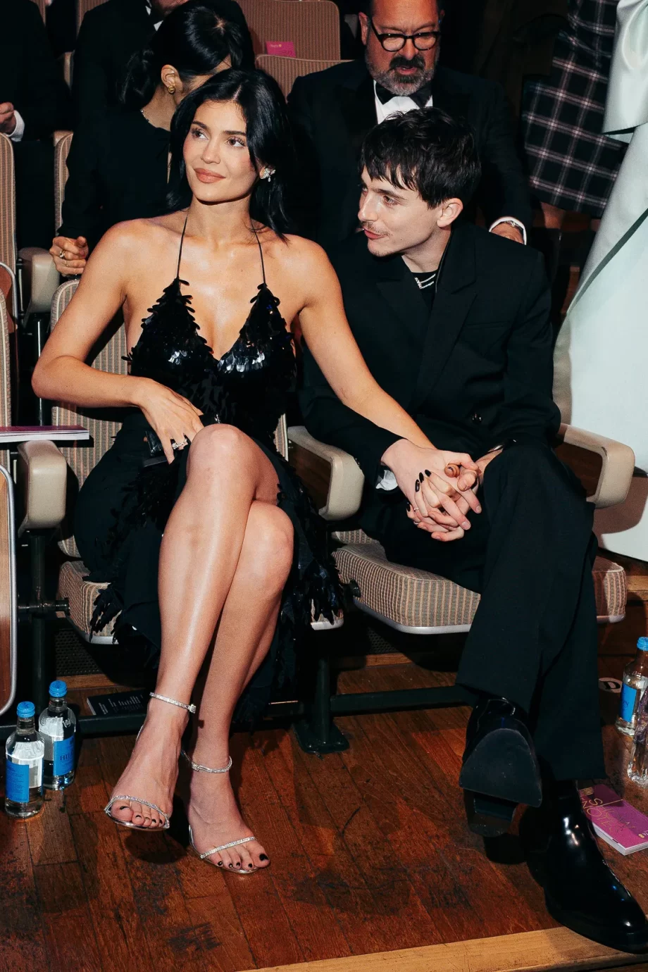 kylie-jenner-en-timothee-chalamet-in-matching-looks-bij-de-baftas-2025-335344