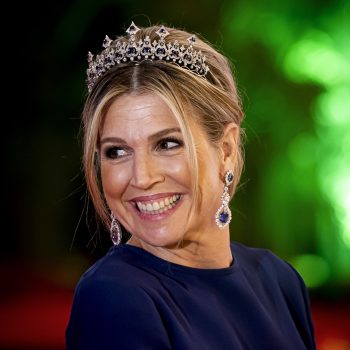 koningin-maxima-draagt-haar-broche-op-deze-onverwachte-manier-in-kenia-339582